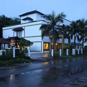 Hotel Cloud 9